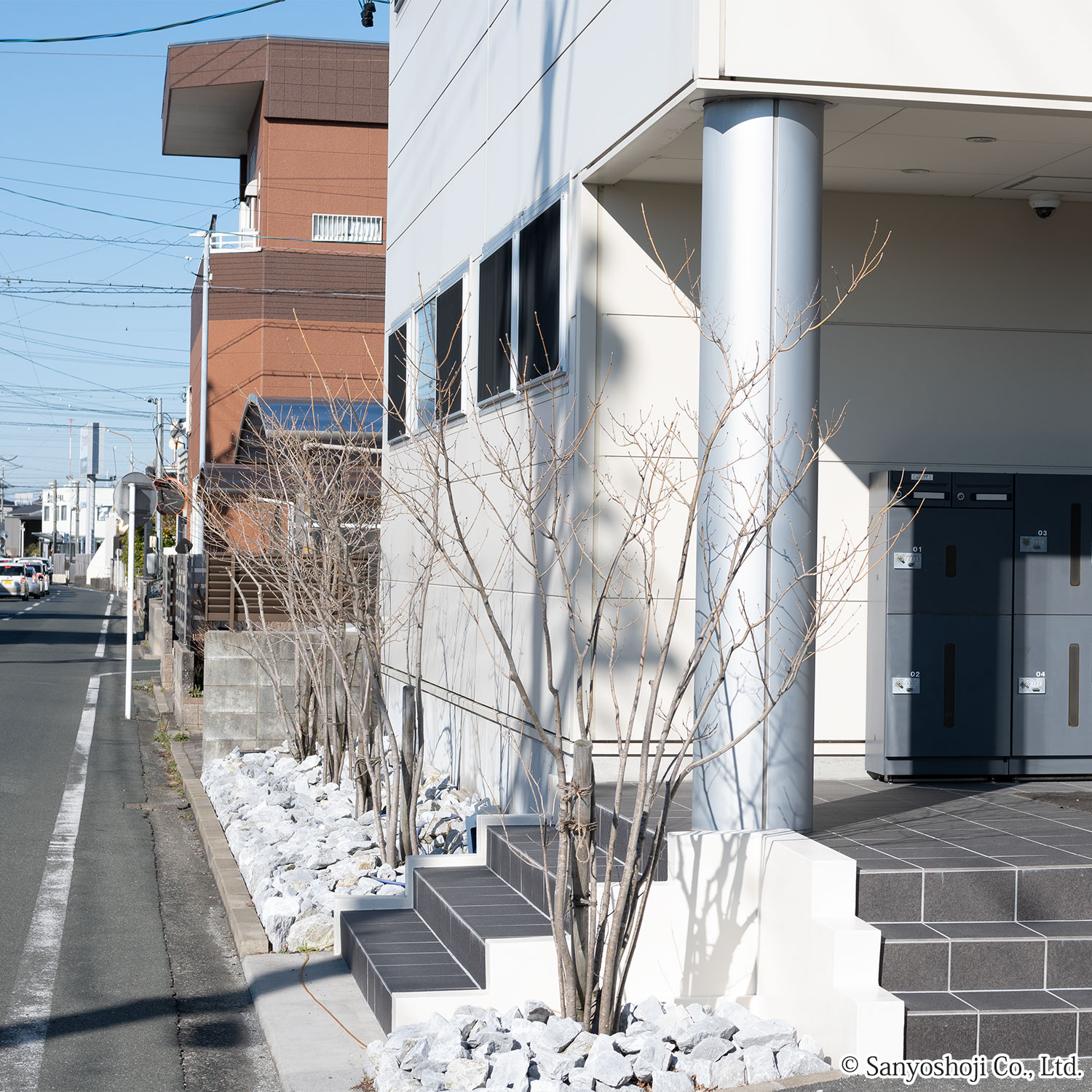 三洋商事工具の三河屋の玄関